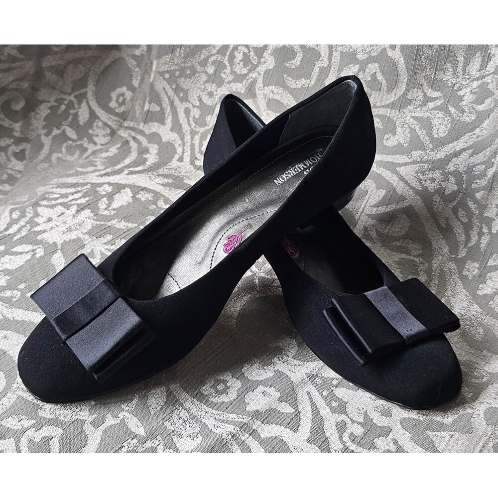 Ros Hommerson Teddi Black Block Heels Shoes 6.5 Super Slim (SS)